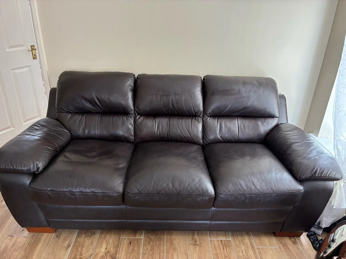 Brown Leather 3+2 Seater Sofa Set- good condition - Image 2