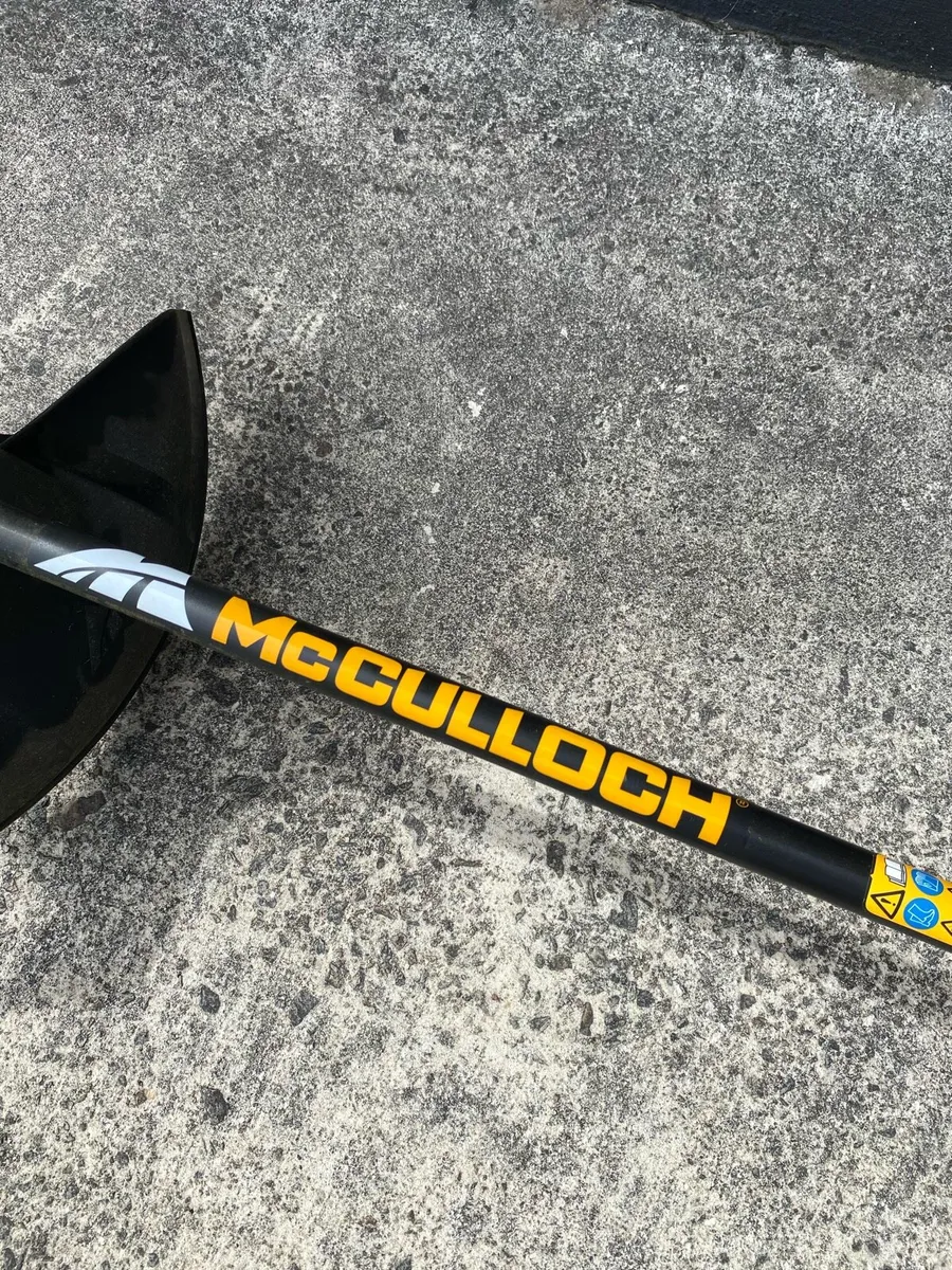 Mc Culloch petrol Strimmer - Image 2