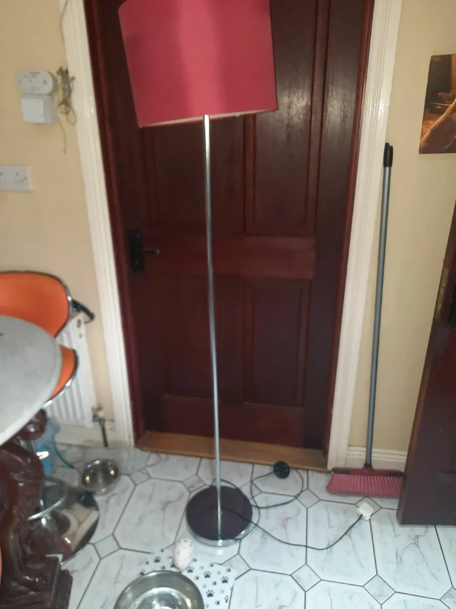Tall lamp - Image 1