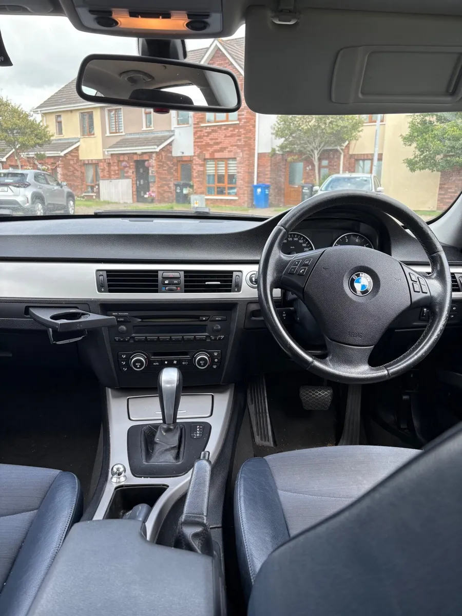 BMW 3-Series 2007 - Image 4