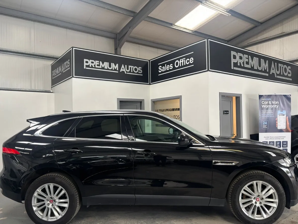 Jaguar F-Pace 2019  AWD PORTFOLIO AUTOMATIC - Image 2