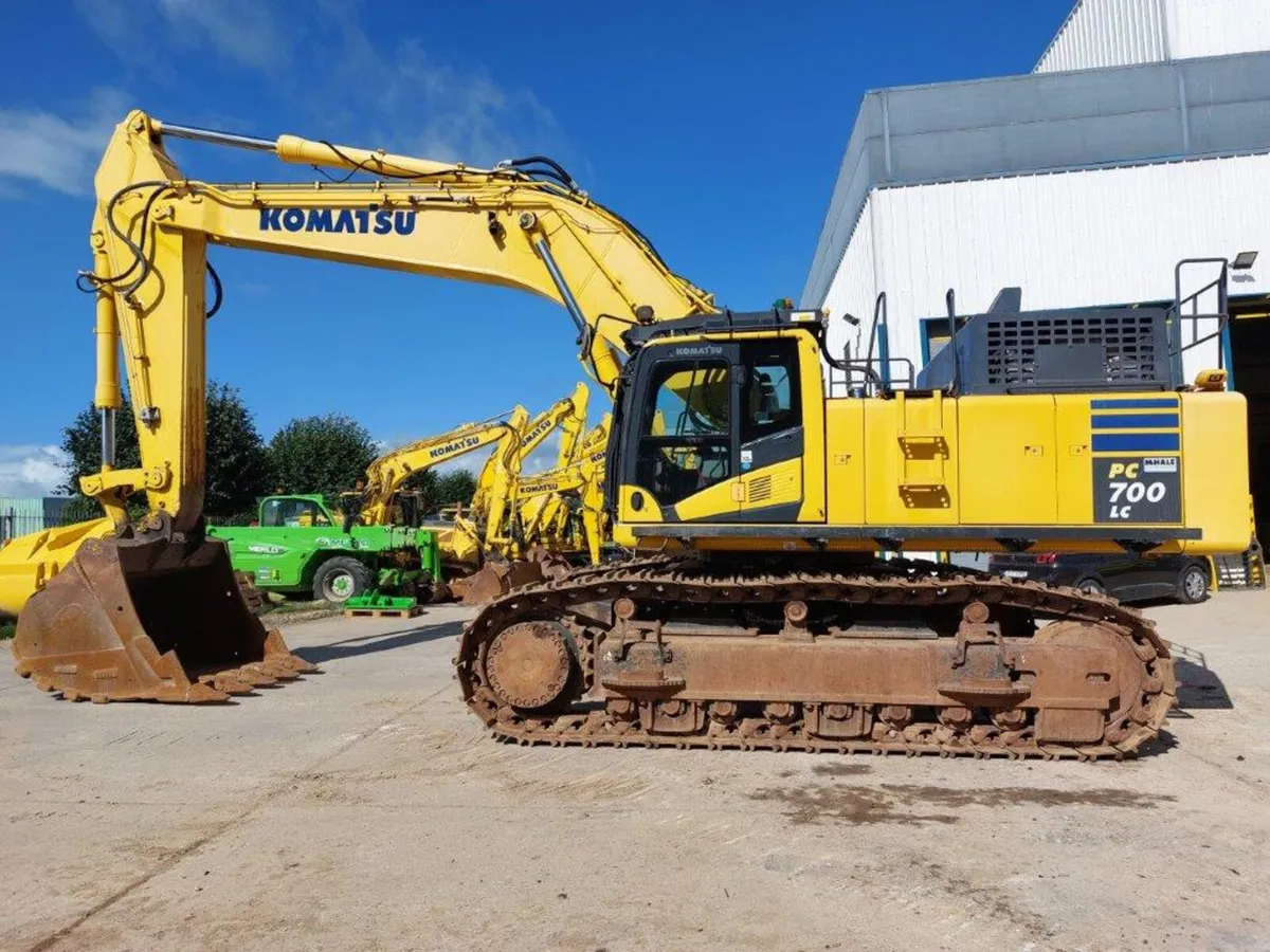 Komatsu PC700LC-11 - Image 1