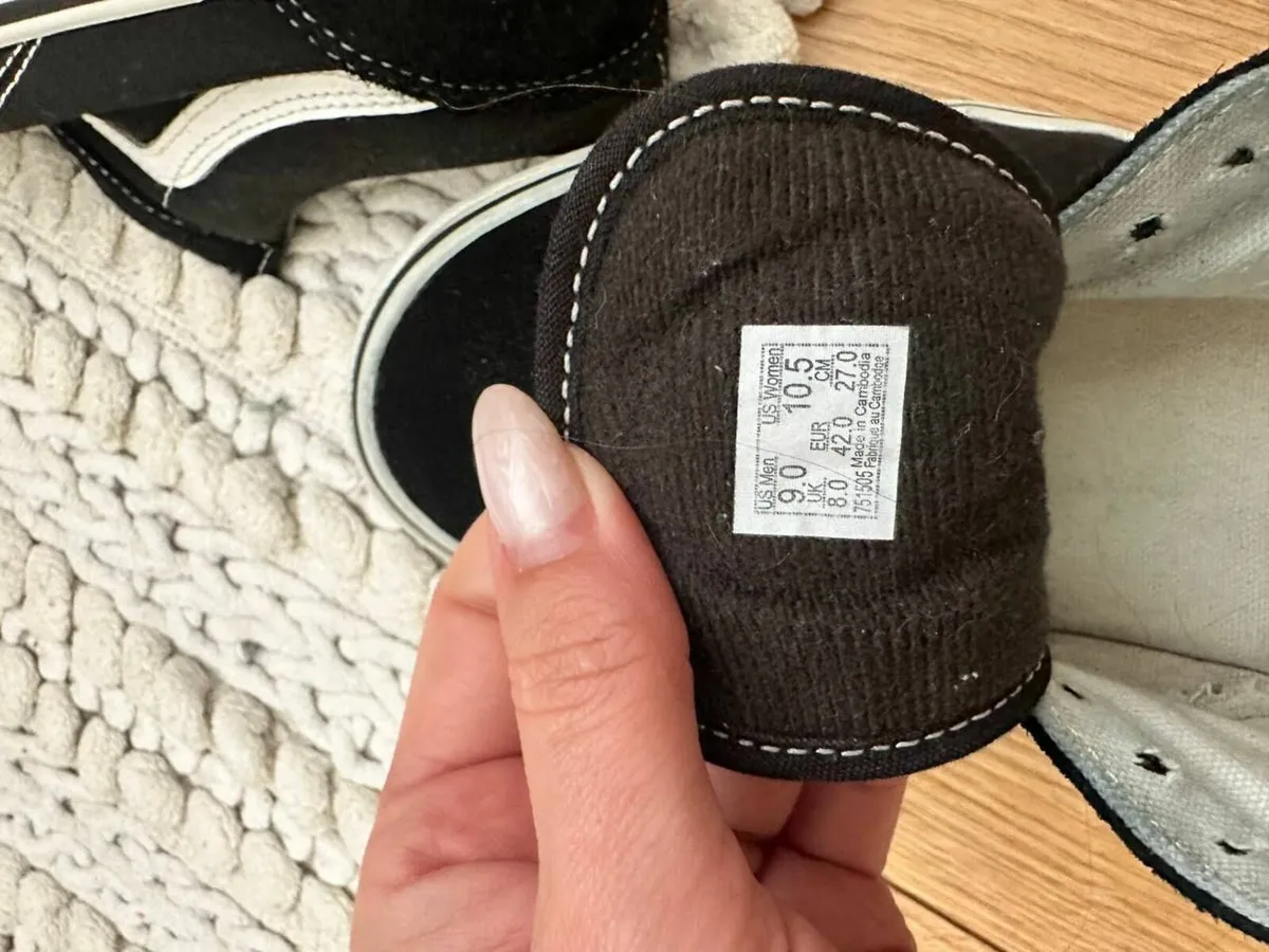 Vans Slip-On Classics - Image 3