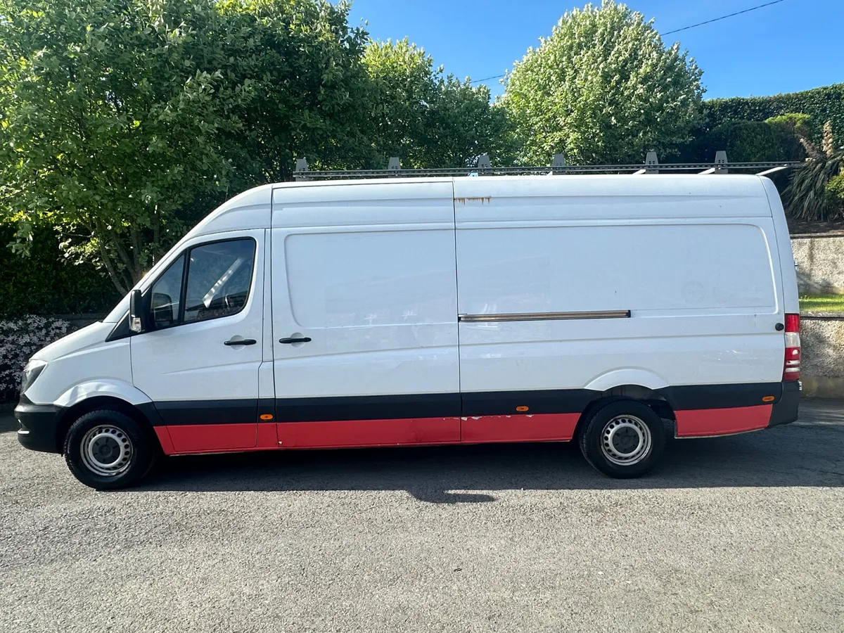 Mercedes-Benz Sprinter 2018 - Image 2