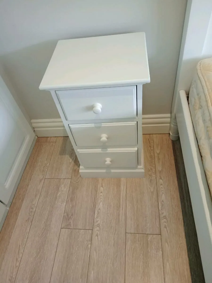 Bed side lockers - Image 1