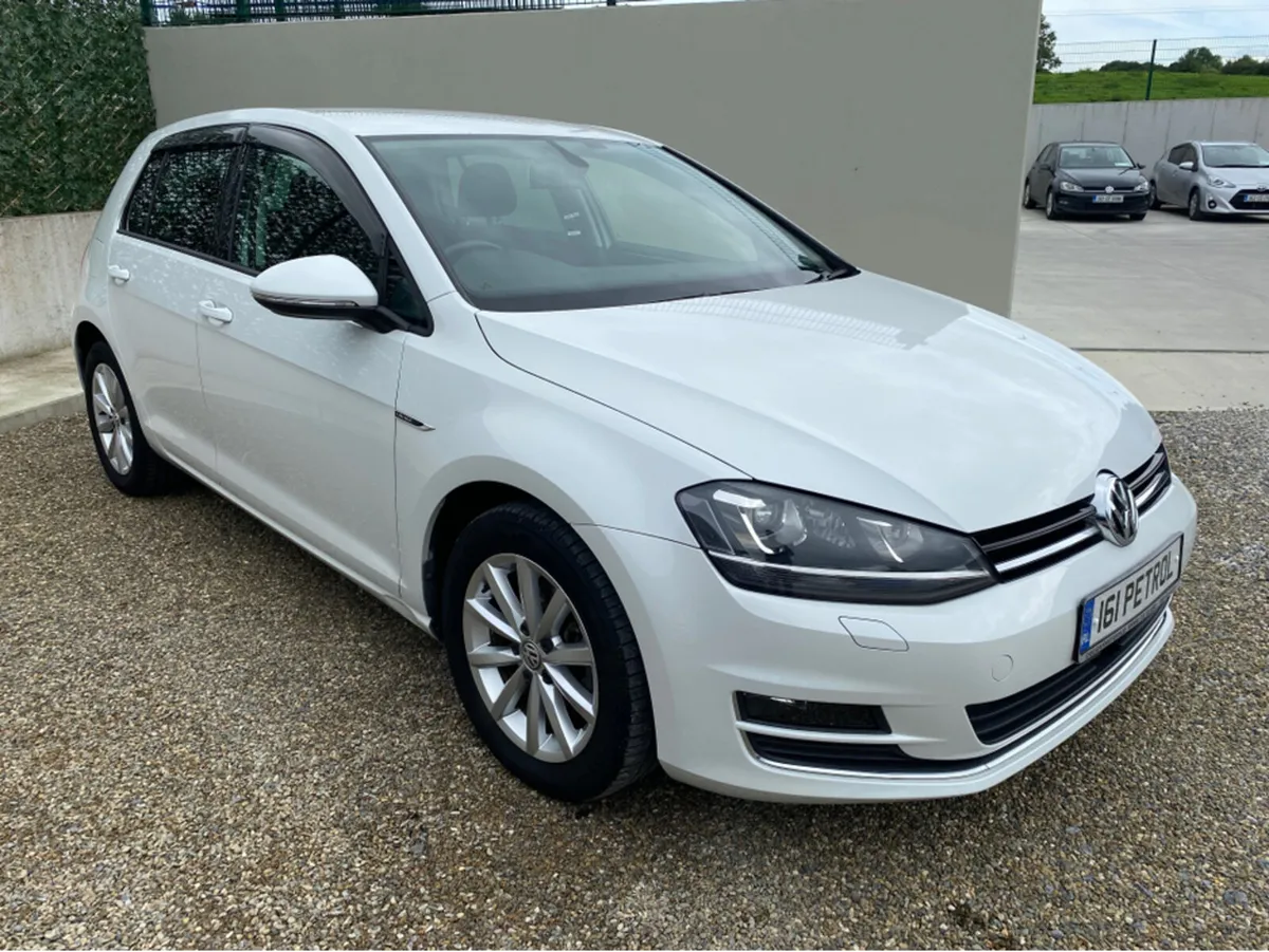Volkswagen Golf 1.2 Lounge - Image 2
