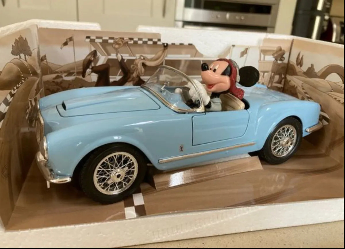 Disney Mickey Mouse Lancia Aurelia 1:18 - Image 1
