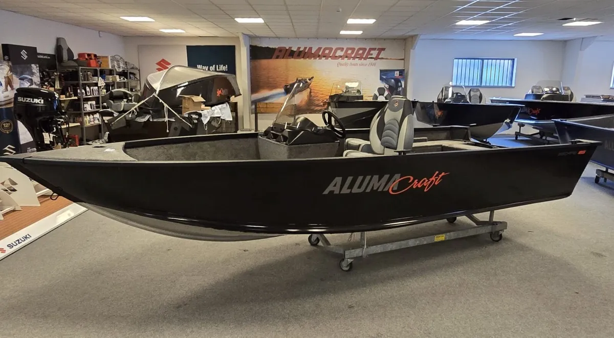 Alumacraft Escape 165 Aluminum Boat with Trailer - Image 1