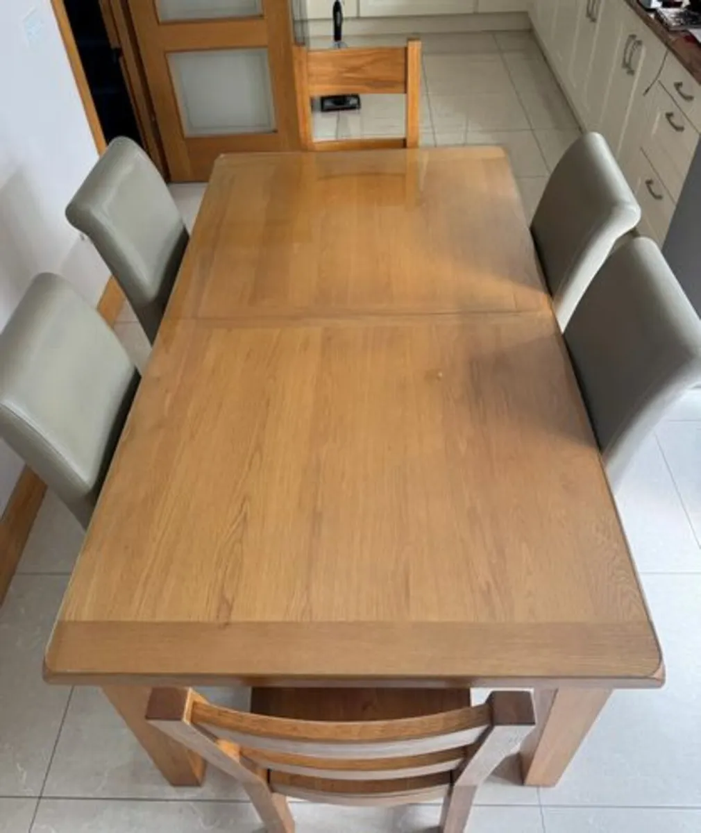 Solid Oak Extendable Dining Table with 6 Chairs + - Image 2