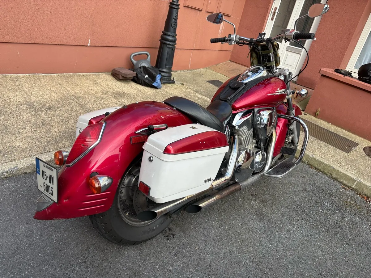 Honda VTX 1300 - Image 1
