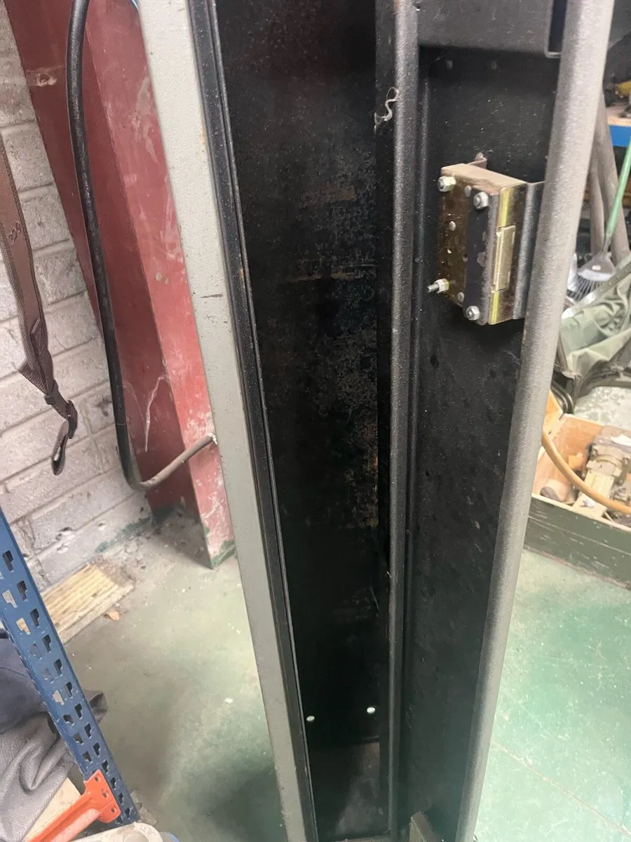 Shotgun safe - Image 2
