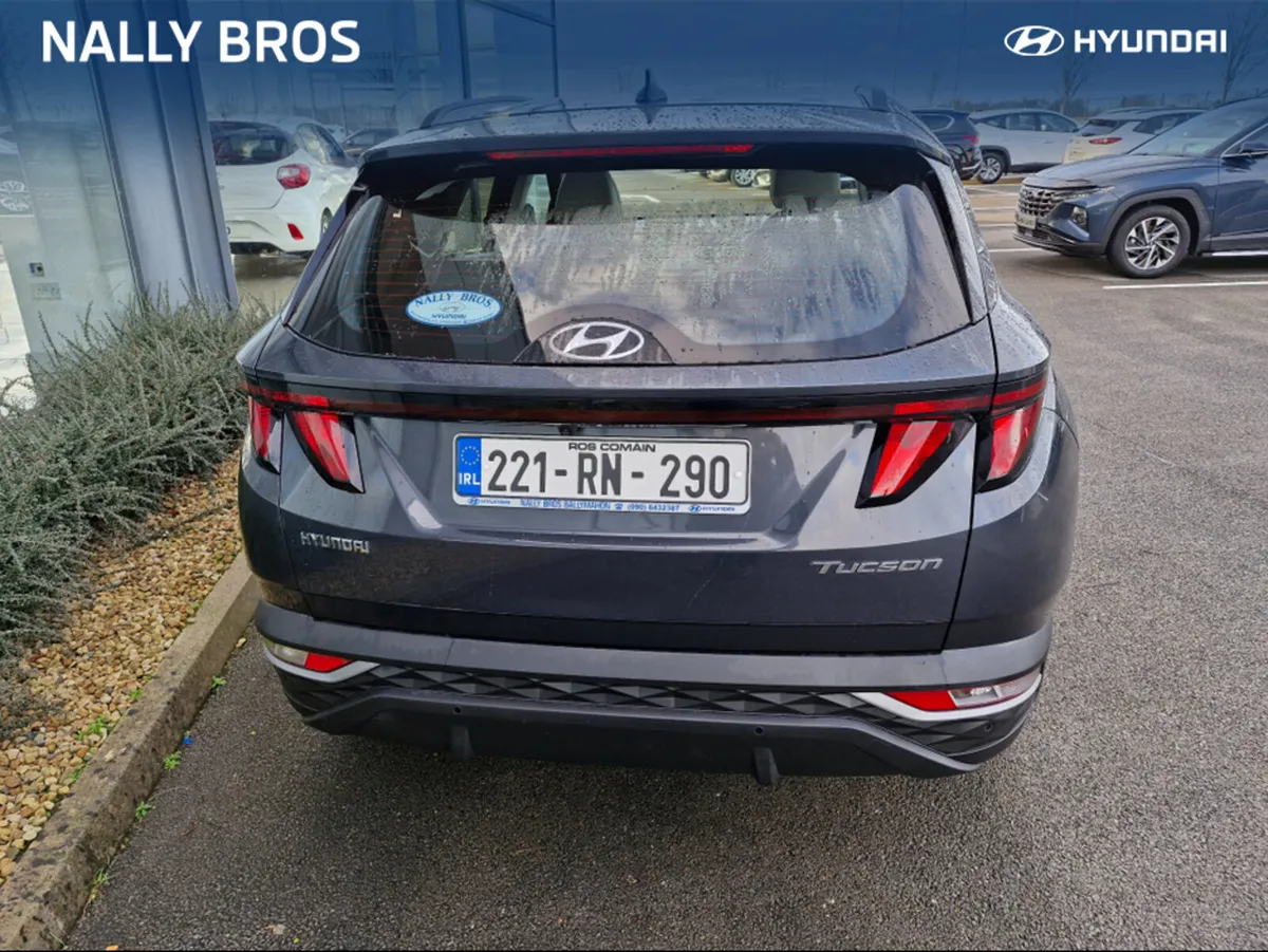 Hyundai Tucson IX35 EXECUTIVE 5DR - Image 3