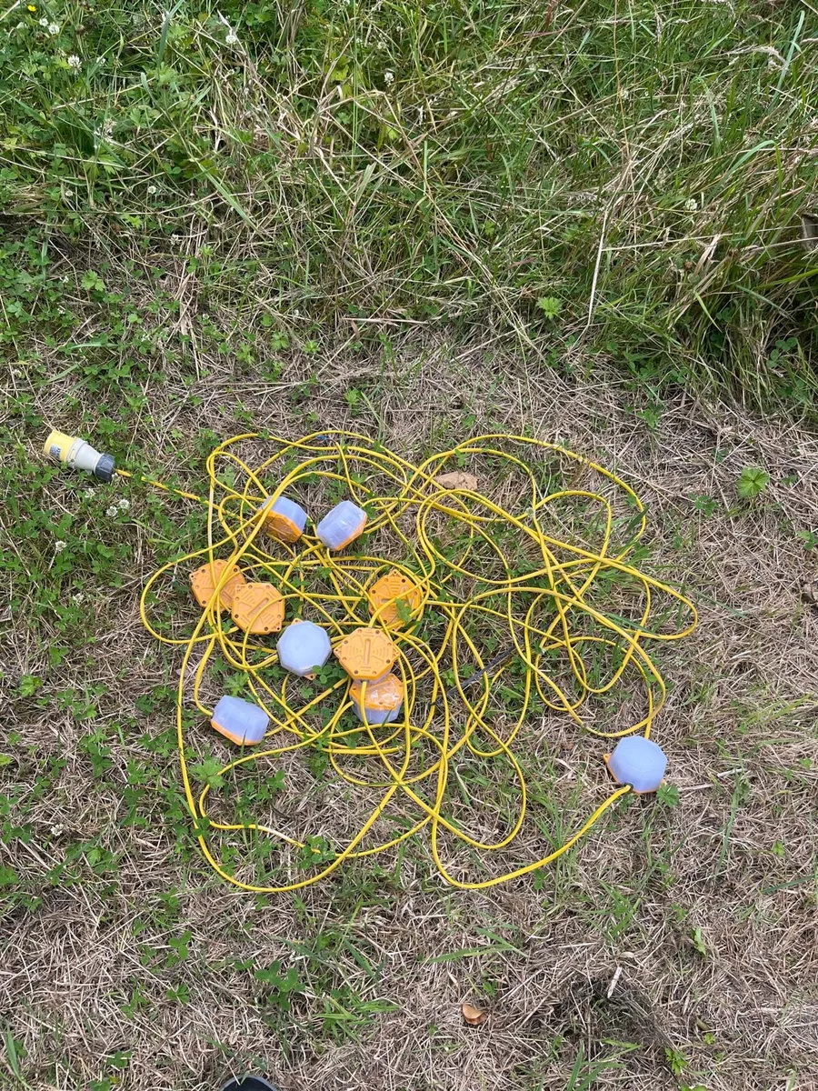 Building festoon lights - Image 2