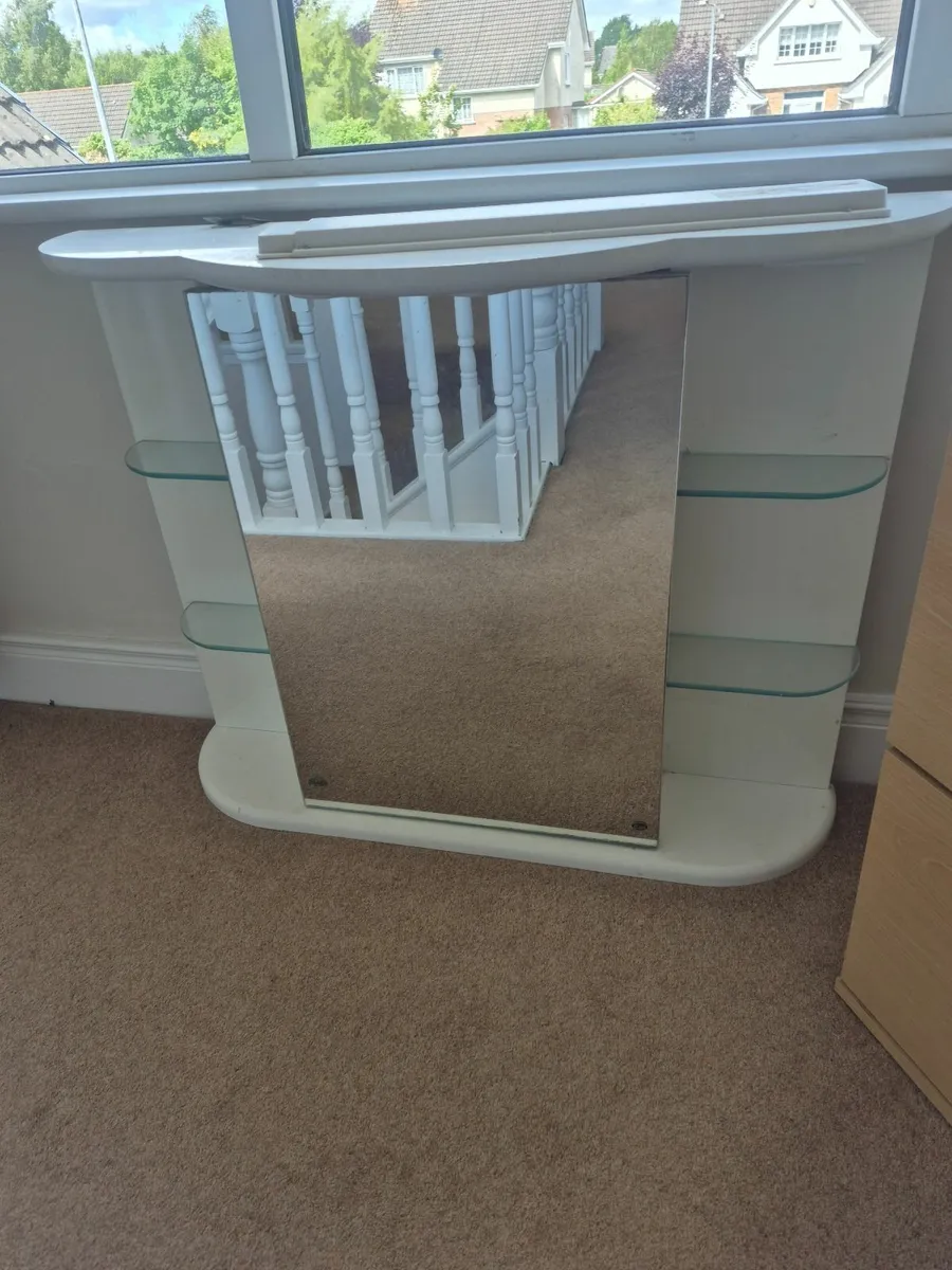 Bathroom cabinet - Image 1
