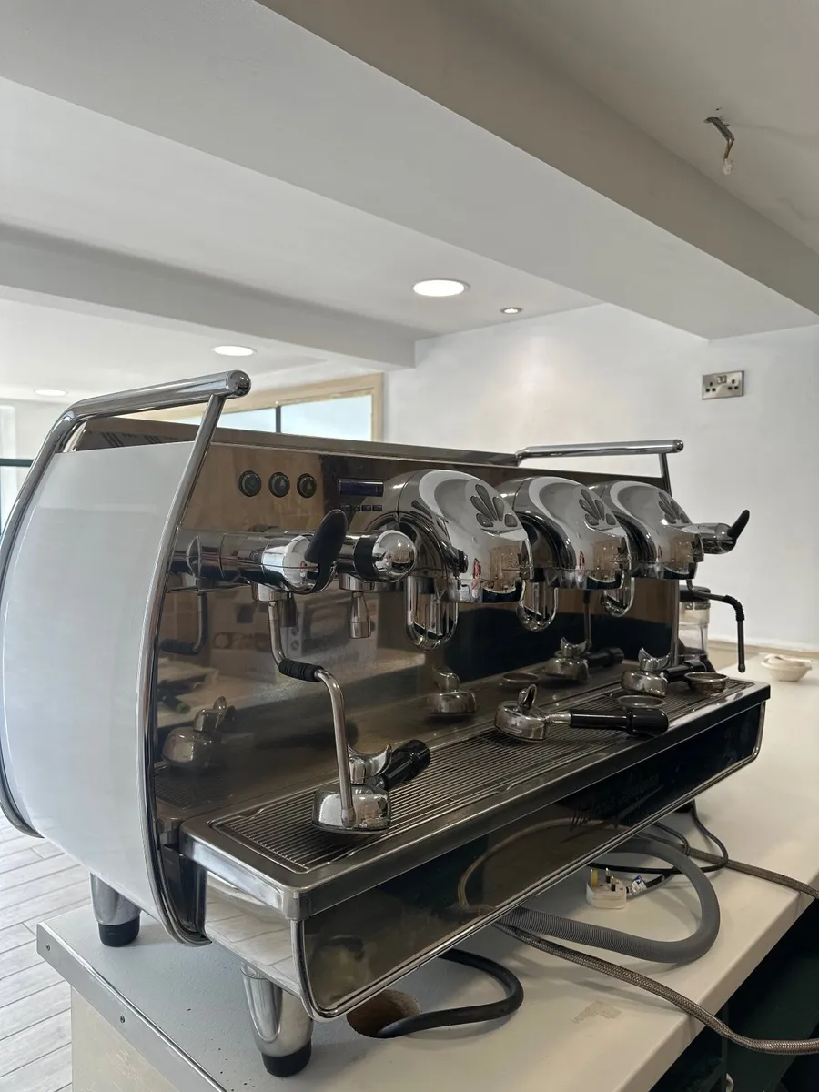 Coffee machine - Image 2