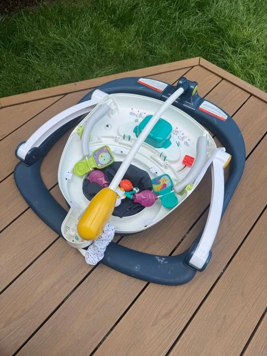 Fisher-Price Jumperoo - Image 2