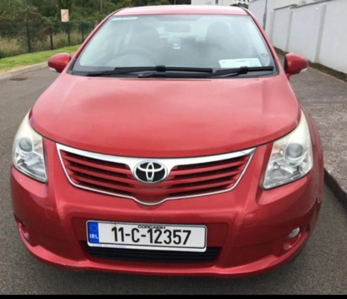Toyota Avensis 2011 - Image 1