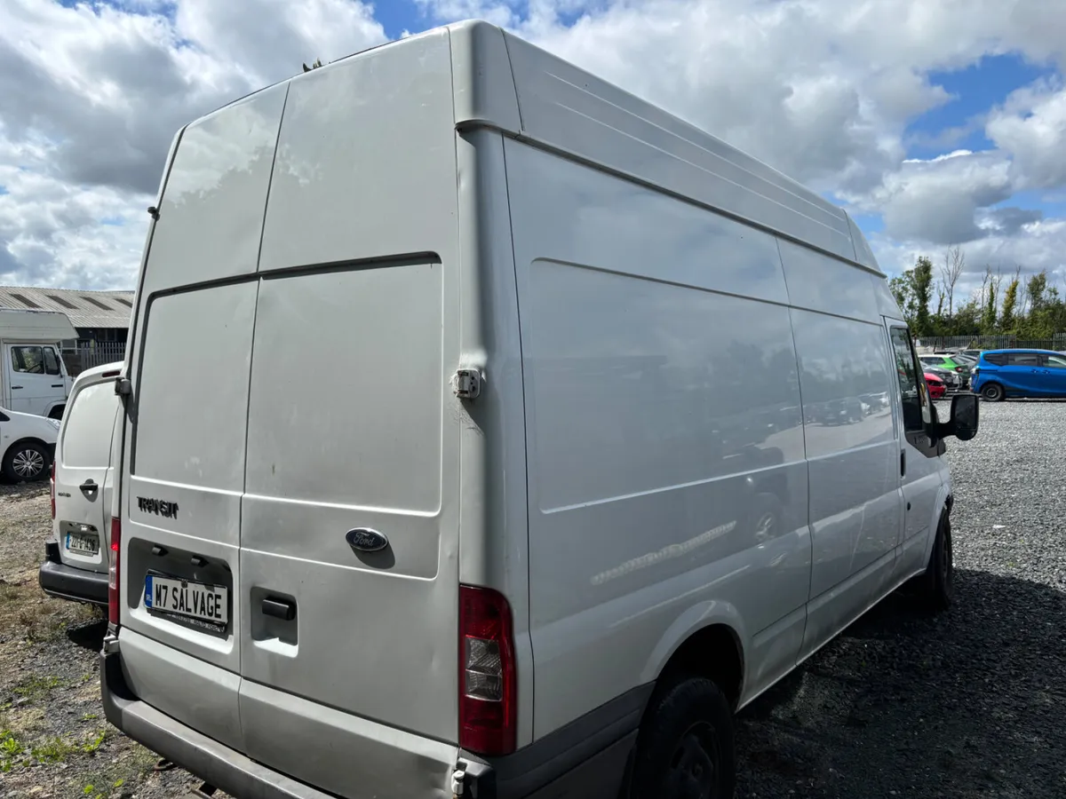 13 Transit 2.2 MWB High Roof RWD 170km V Cean - Image 3