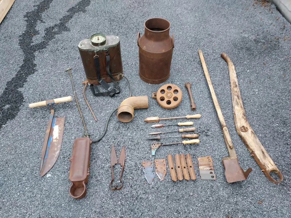 Vintage items - Image 1