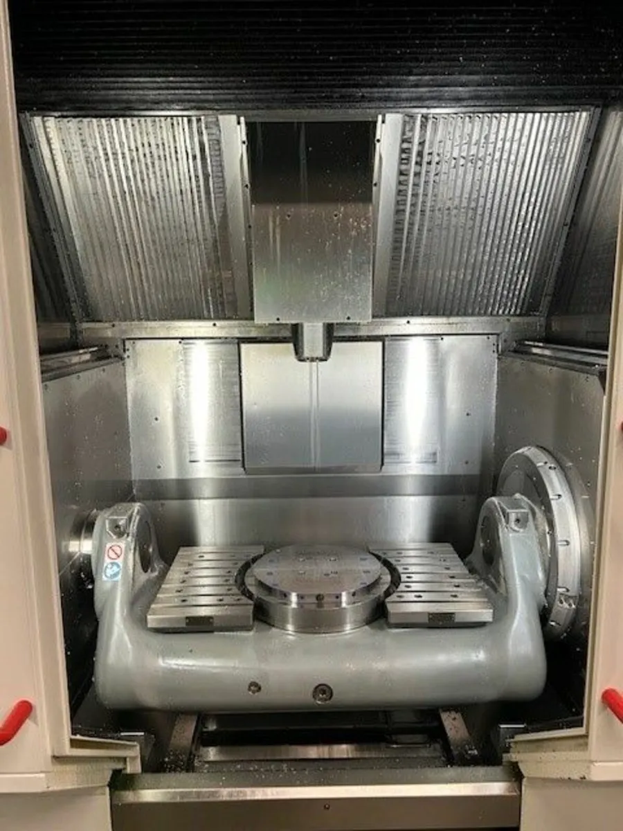HERMLE C400U 5 AXIS VERTICAL MACHING CENTRE - Image 3