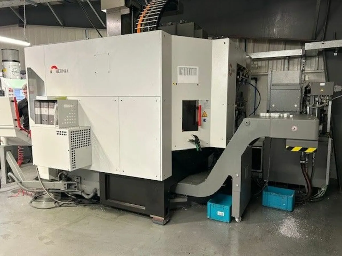 HERMLE C400U 5 AXIS VERTICAL MACHING CENTRE - Image 4