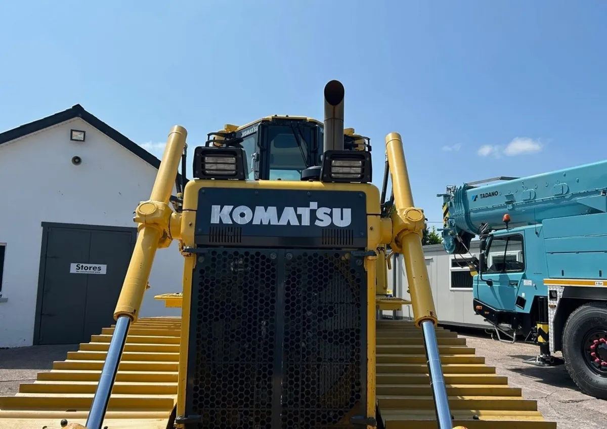 2017 KOMATSU D65PX-18 - Image 4