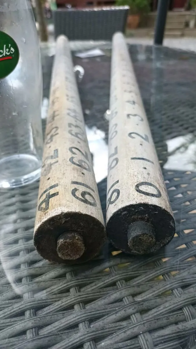 Antique wooden snooker score markers, D18 - Image 1