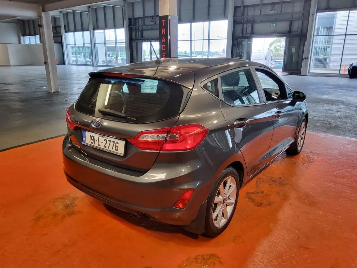 Ford Fiesta 1.1l 70 PS Zetec - Image 3