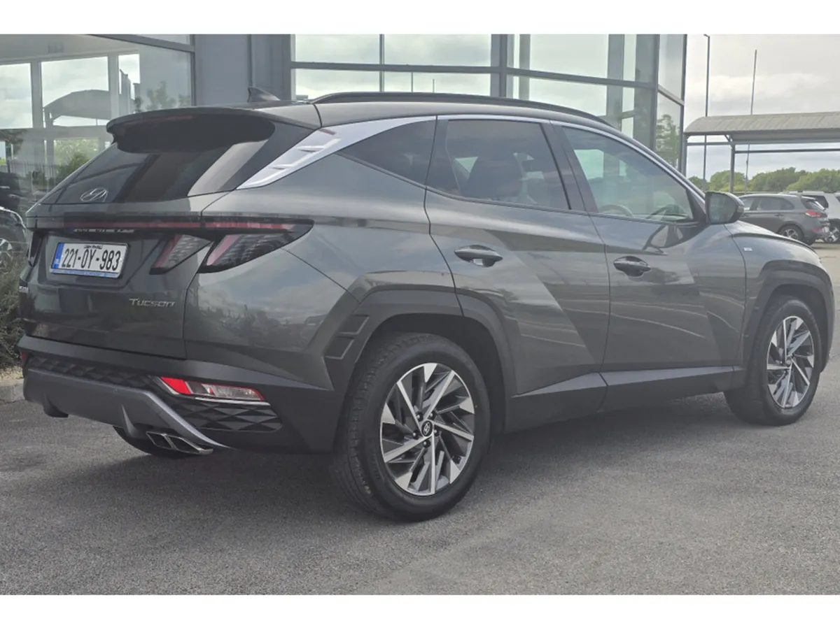 Hyundai Tucson IX35 PLUS DCT MILD HYBRID 5DR AUTO - Image 2