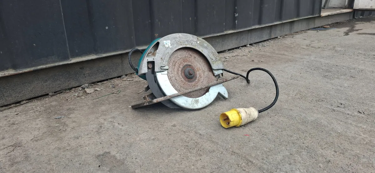Makita circular saw - Image 1