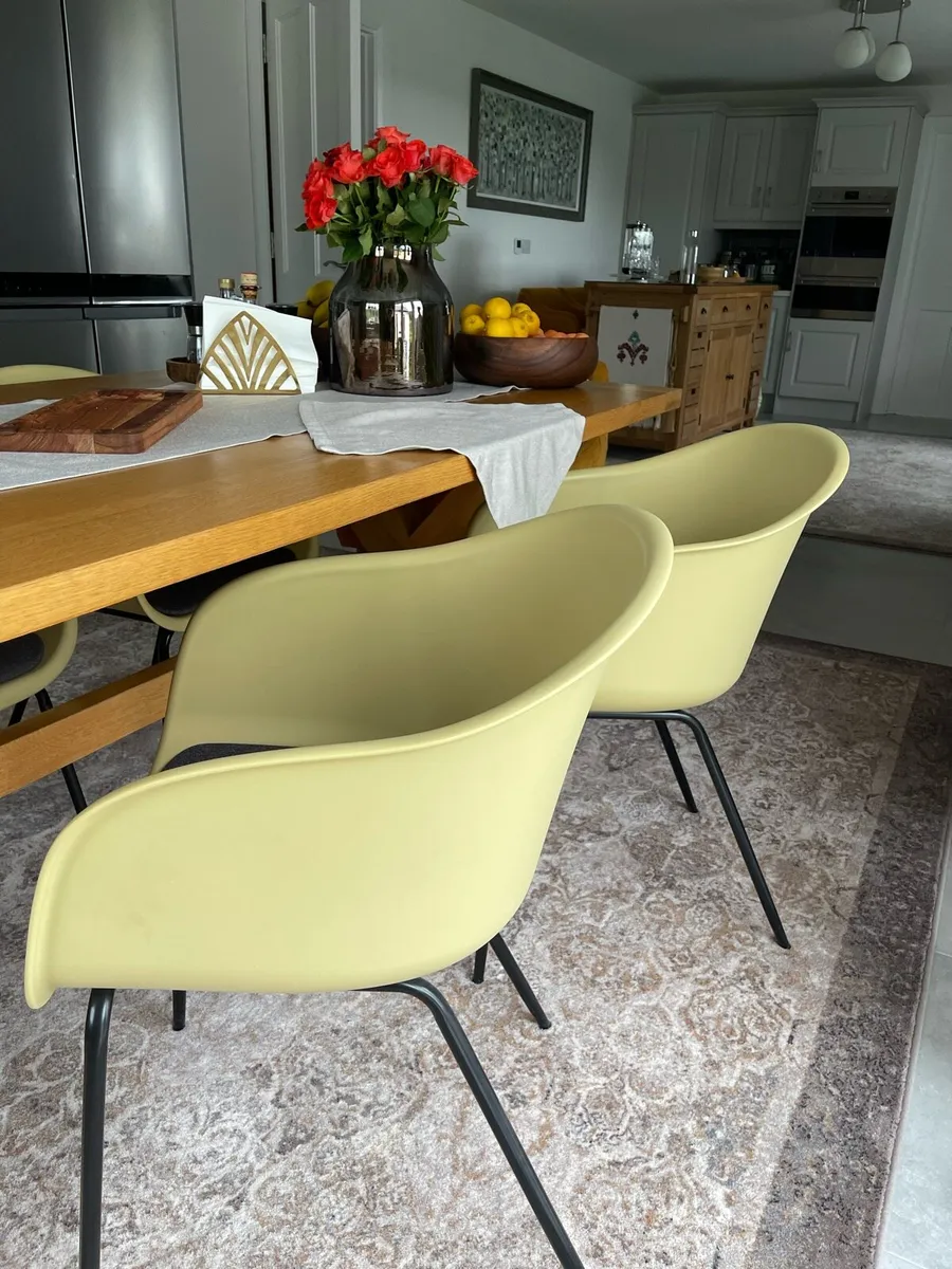 6 Dining chairs from EZ Living - Image 2