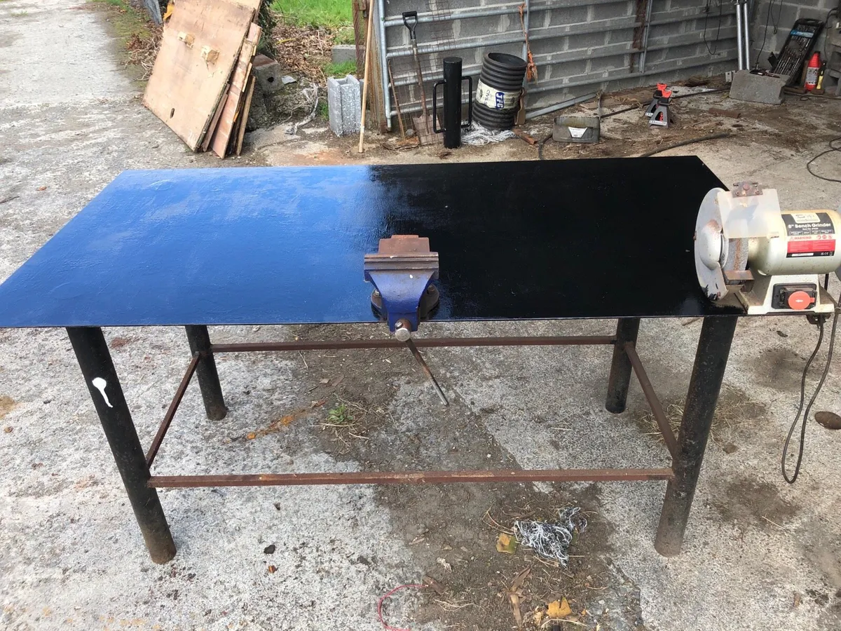 Metal work bench - Image 3