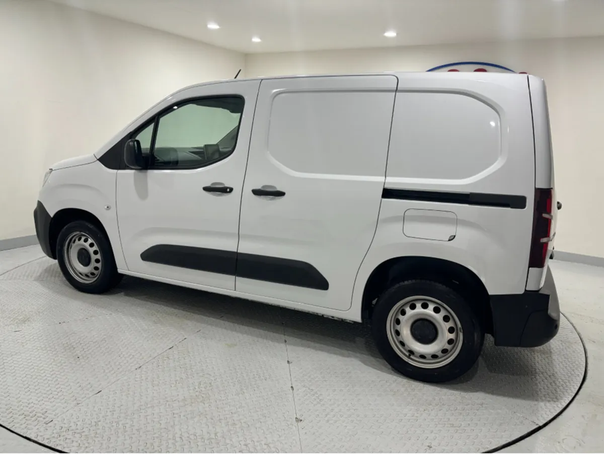 Citroen Berlingo 1000KG ENTERPRISE EDITION 100BHP* - Image 4