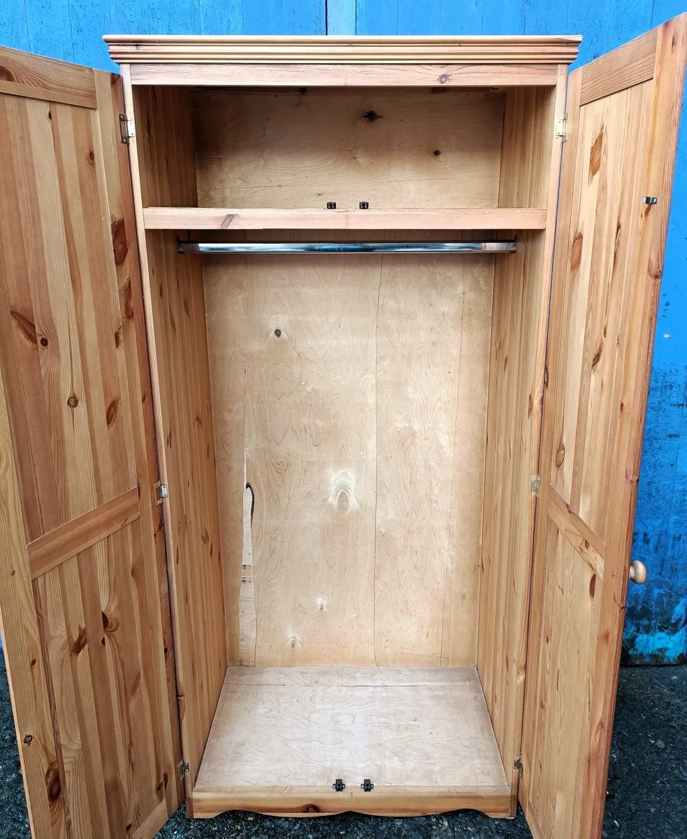 Wardrobes - Image 4