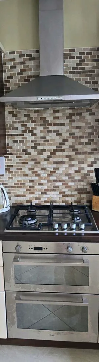 Double Oven Hob and extractor Fan Free - Image 3