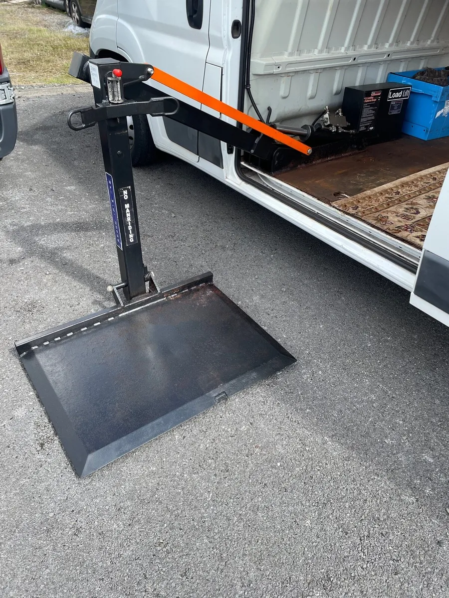 Van hydraulic lift - Image 1