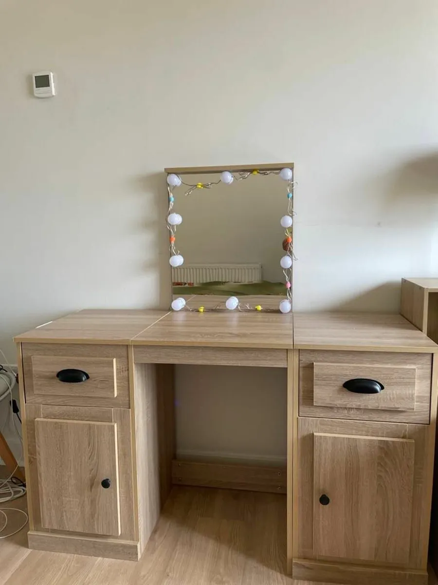 Writing desk