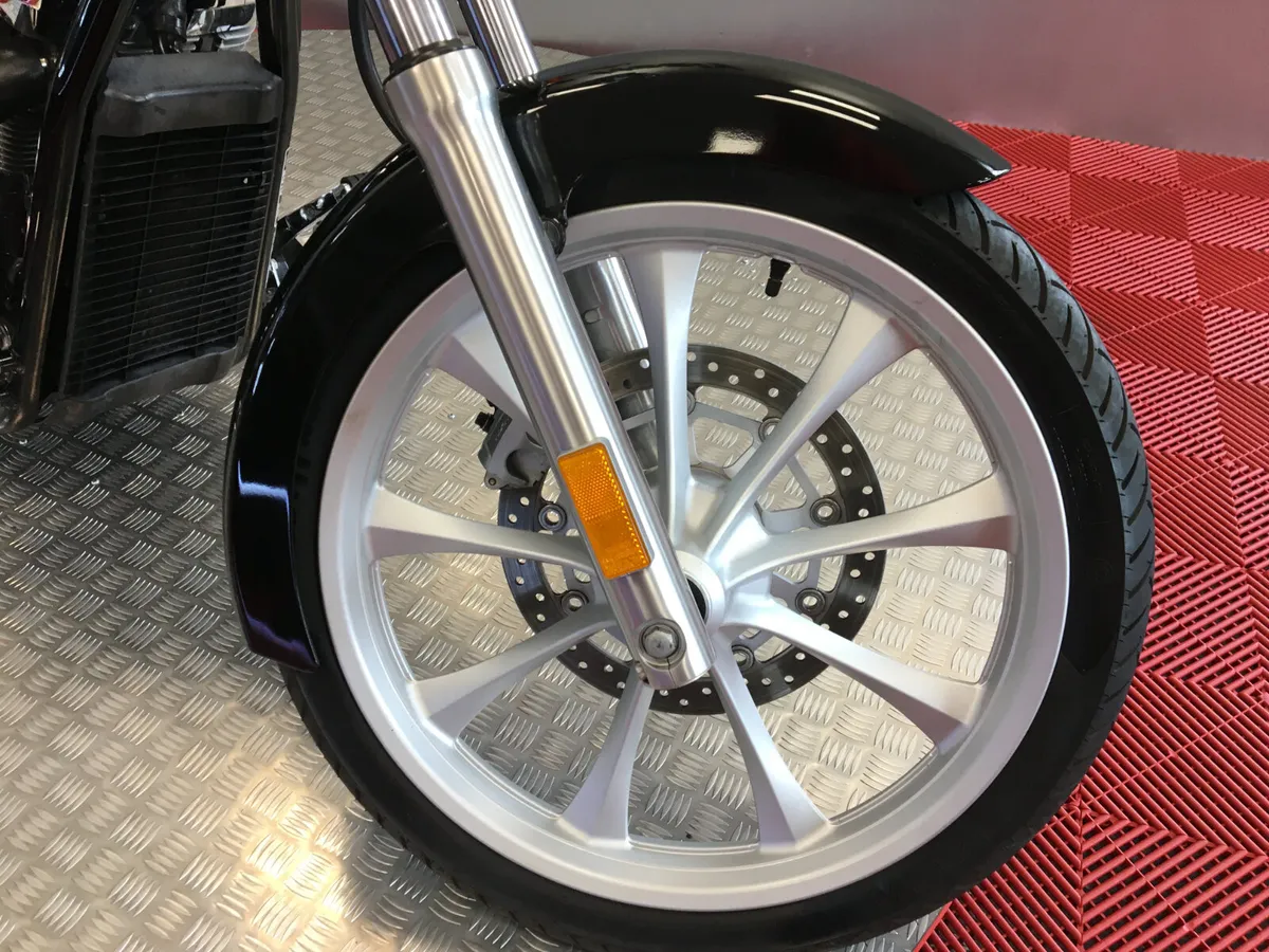 2010 Honda VT 1300 FURY ''Real Head Turner'' - Image 3