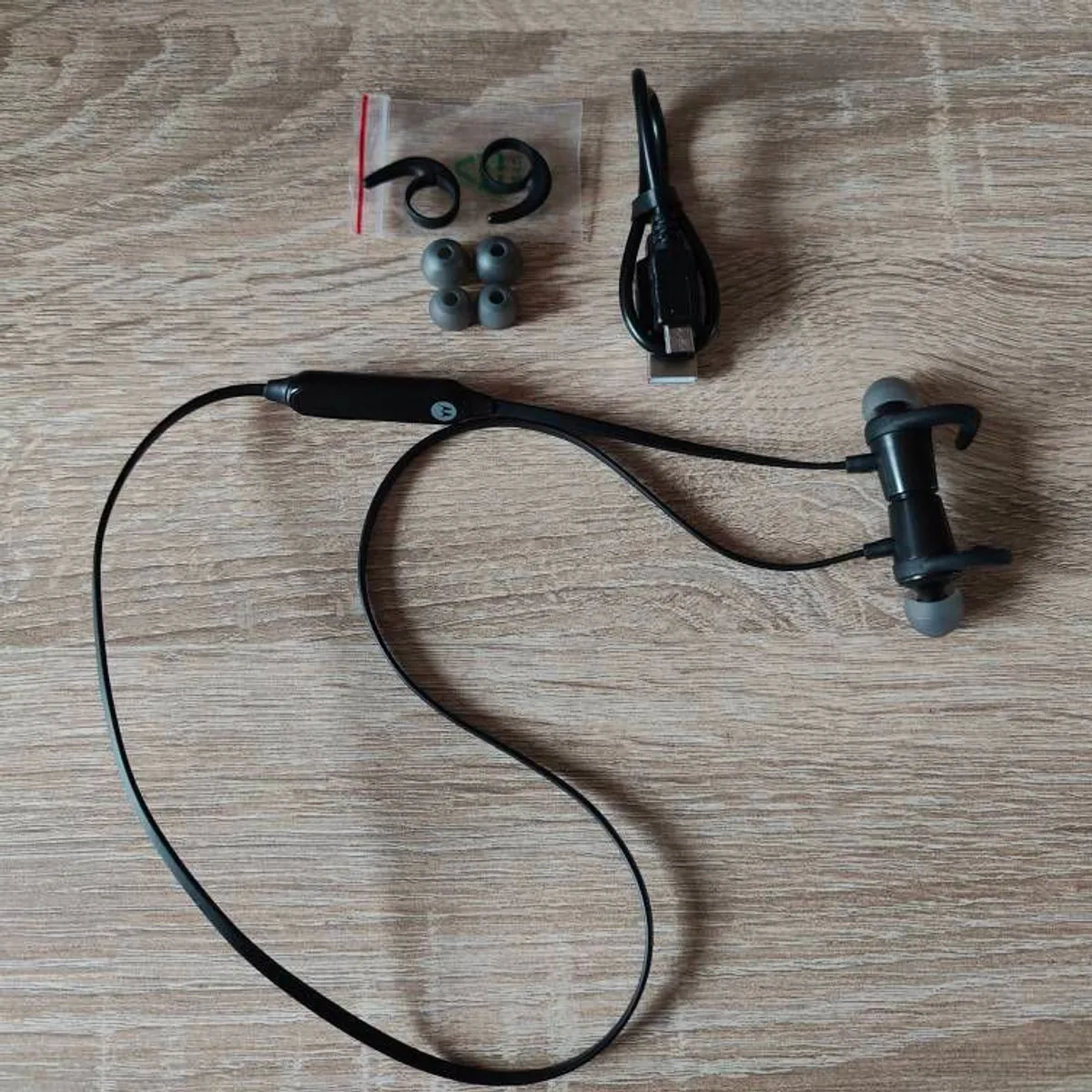 Motorola In-ear Earphones Verve Loop 105 - Image 1