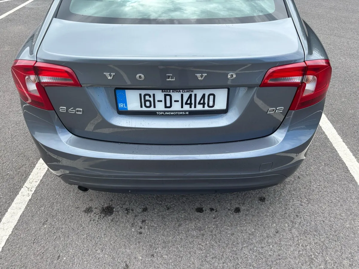 Volvo s60 - Image 2