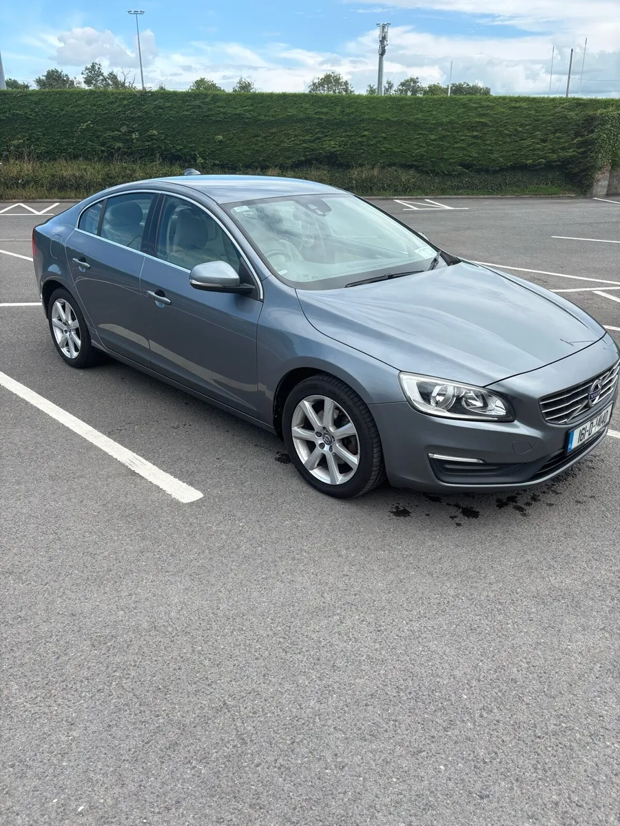 Volvo s60 - Image 1
