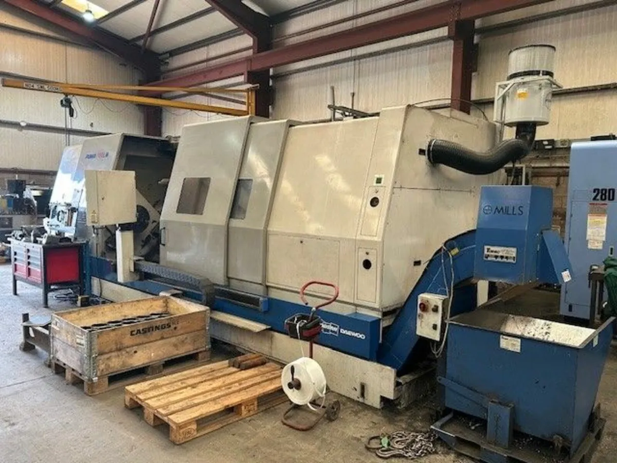 DOOSAN DAEWOO PUMA 700 LM CNC LATHE - Image 2