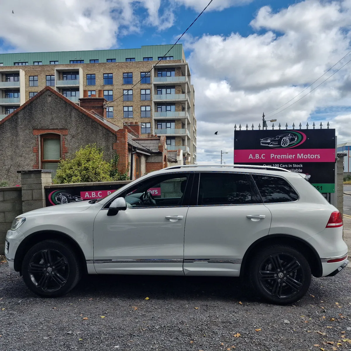 Volkswagen Touareg 2015 New Nct 11/26 - Image 2