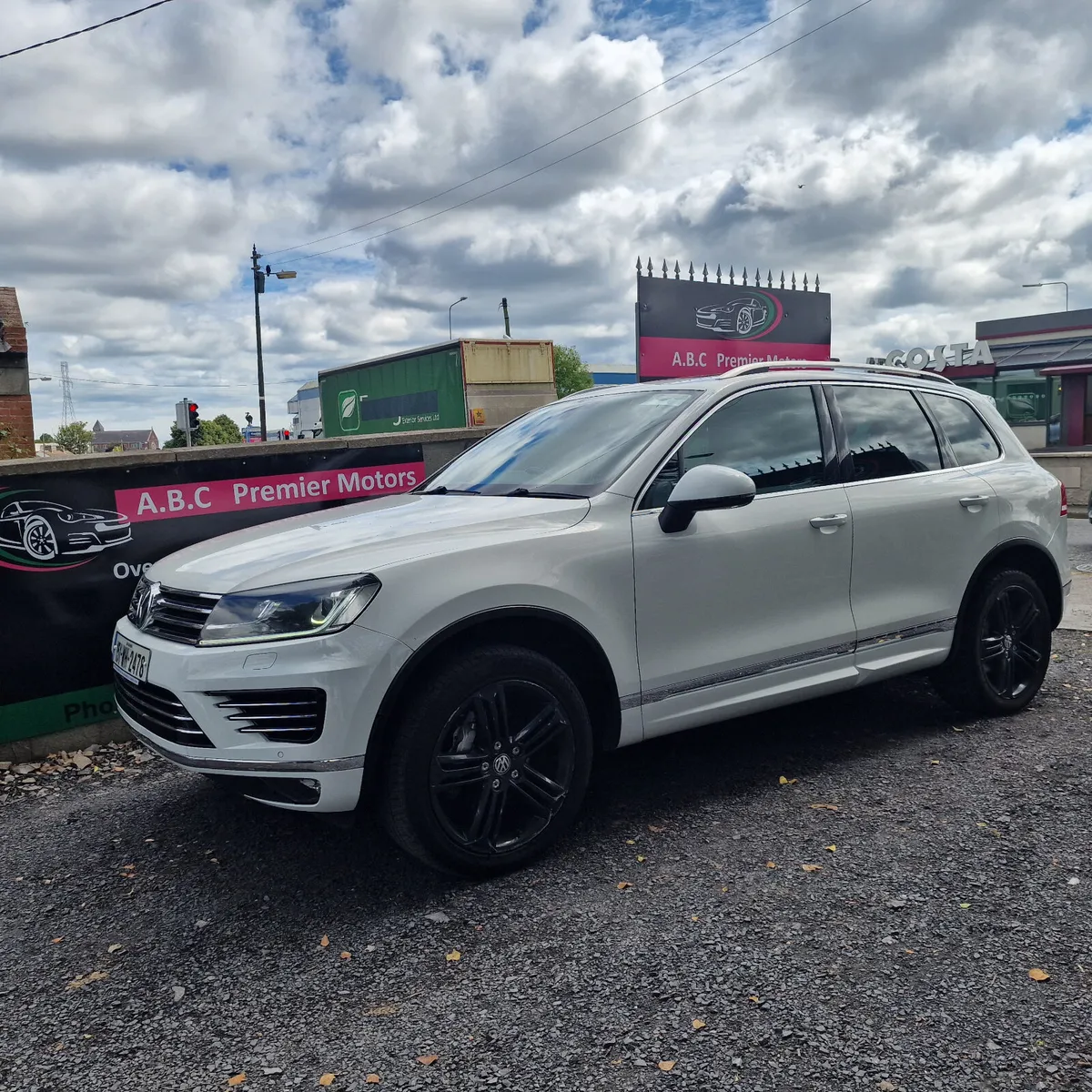 Volkswagen Touareg 2015 New Nct 11/26 - Image 3