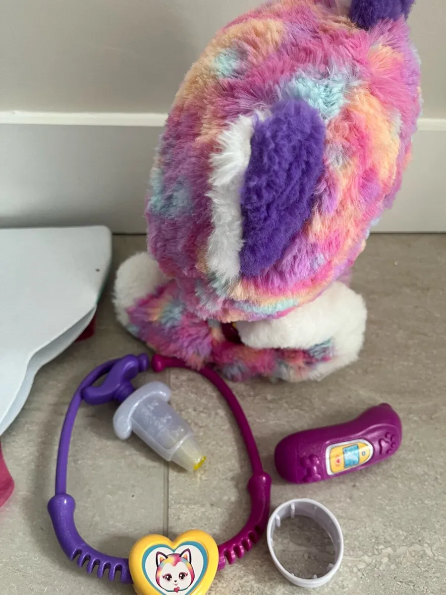 Vtech Hope the Rainbow Husky - Image 4