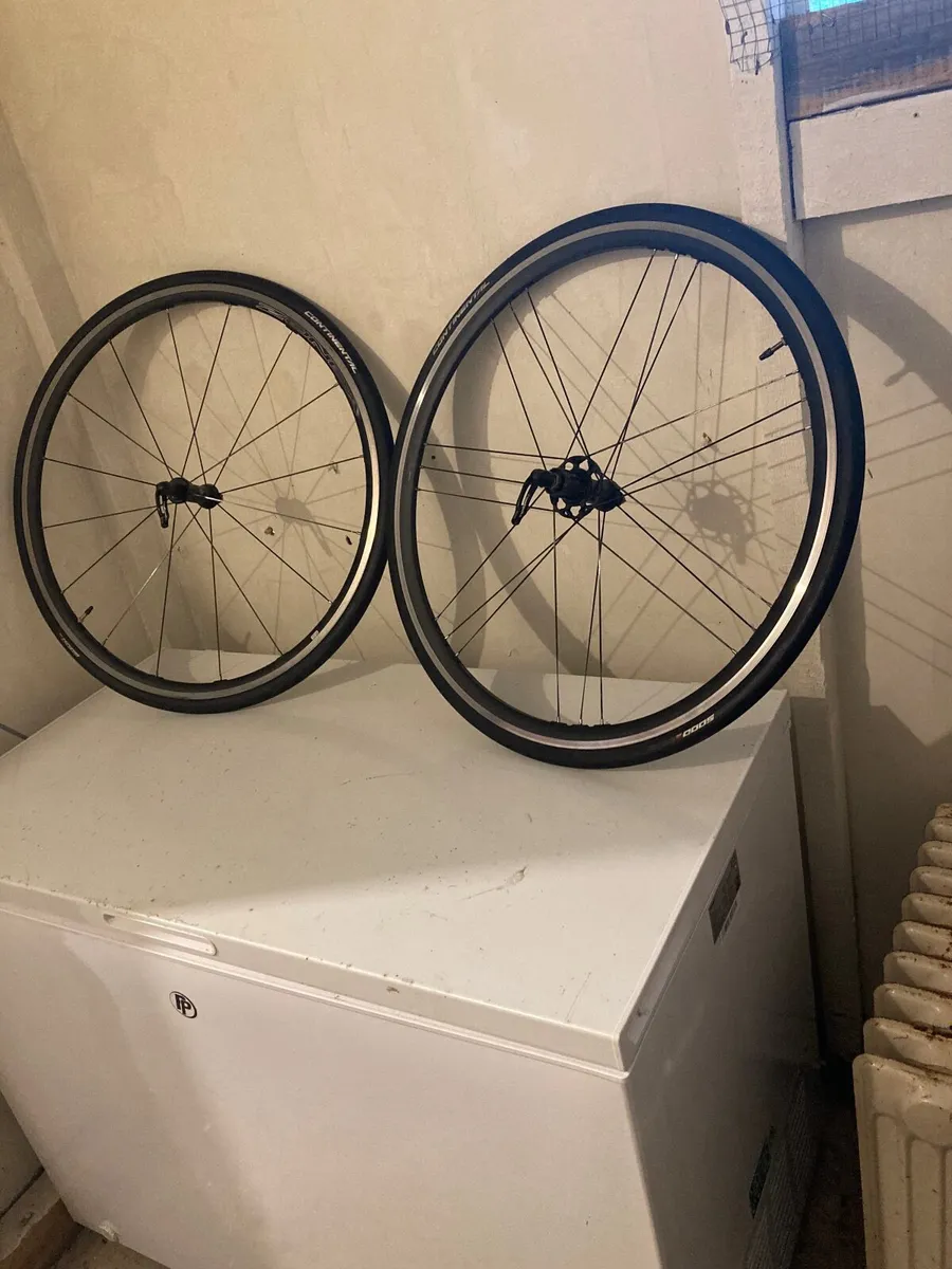 Road bike wheels - Image 2