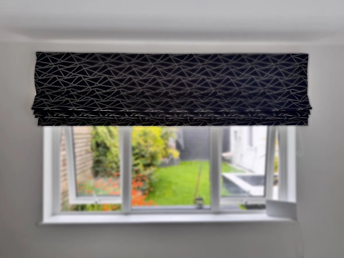 Roman Blind - Image 4