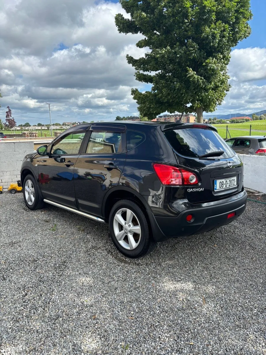 Nissan Qashqai & (Mercedes E class 150000km) - Image 4