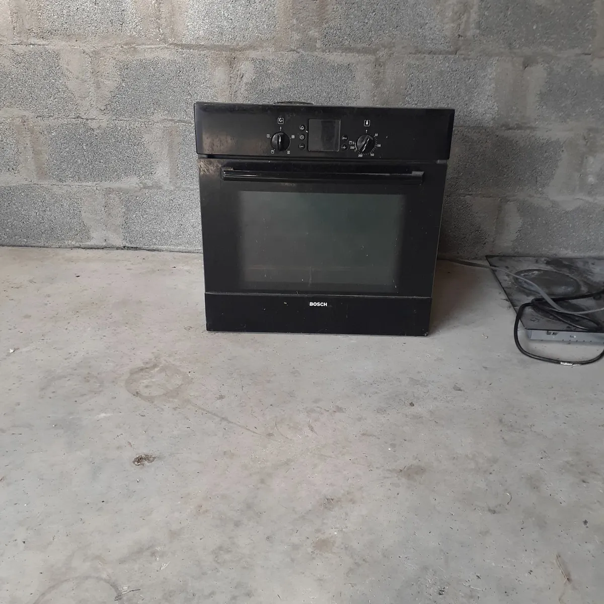 Internal Doors; Fireplace; Cooker & Hob - Image 2