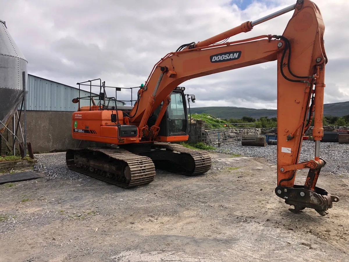 Doosan dx225 - Image 1